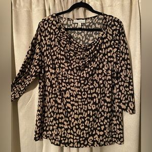Dressy 3/4 sleeve cheetah print shirt